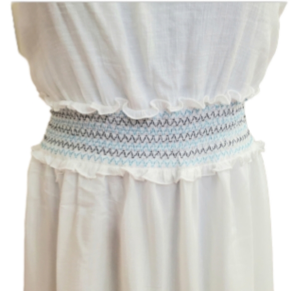 EMBROIDERED HEM ☆ PRETTY ☆ SUMMER DRESS ☆ NWT - Picture 4 of 11